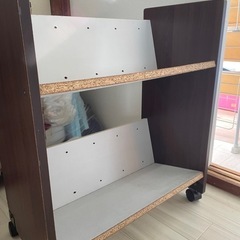 本棚 お話し中