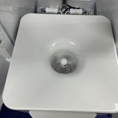 フレシャス スラット ウォーターサーバー WFD-1900 ホワイト 温水 冷水 Frecious slat 通電OK 店頭引き渡し歓迎 札幌市手稲区の画像