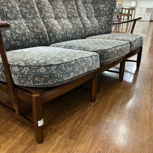 3人掛けソファー　karimoku WC6303-K コロニアル　36,300円