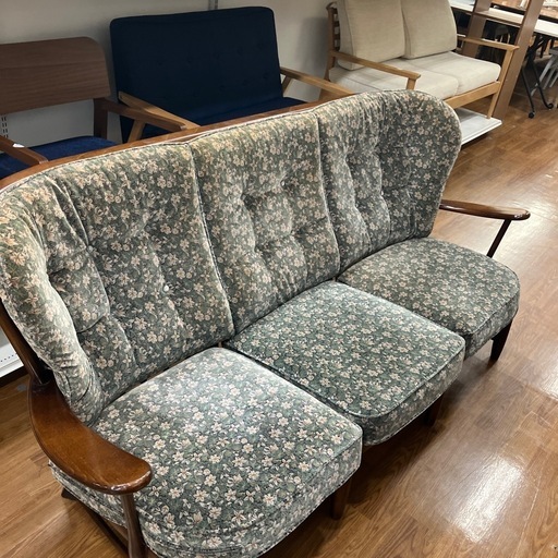 3人掛けソファー　karimoku WC6303-K コロニアル　36,300円