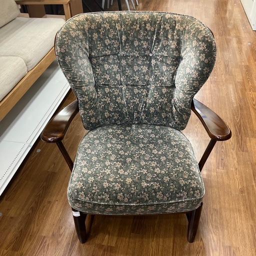 1人掛けソファー　karimoku 8,800円