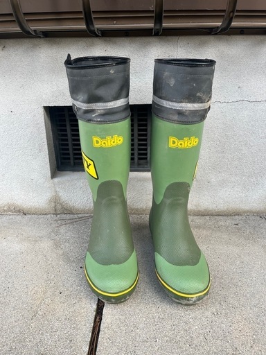 長靴23cmスパイク付き