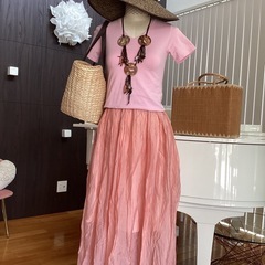 UNIQLO  V カットTシャツの画像