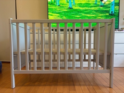 IKEA スンドヴィーク ベビーベッドの中古が安い！激安で譲ります
