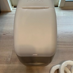 【美品】アップリカ　ニオイポイ本体＋カートリッジ4個の画像