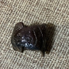 〈廃棄〉　陶製の器とナプキンホルダーの画像