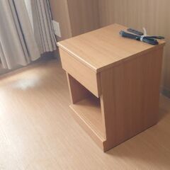 台付 美品 名門フランスベッド （サイドテーブル・ナイトテーブル別売り）『シングルベッドサイズ』【🉐】ナイトテーブルは別売り2000円の画像