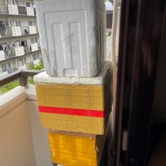 発泡スチロール箱