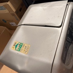 大きな凹みあり灯油ファンヒーター