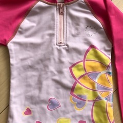 水着　ラッシュガード　女の子　80.90.100size 4点まとめ売りの画像