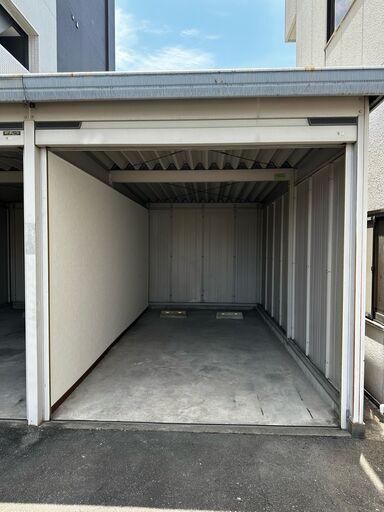 【希少！シャッター付きガレージ】熱田区八番｜六番町駅徒歩3分