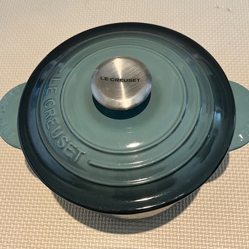 【値下げしました】LE CREUSET (ルクルーゼ) ココット・エブリィ18インナーリッド&ポットマット ブルー  鍋