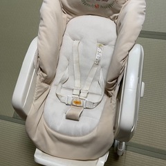 コンビ　ハイローチェア
の画像