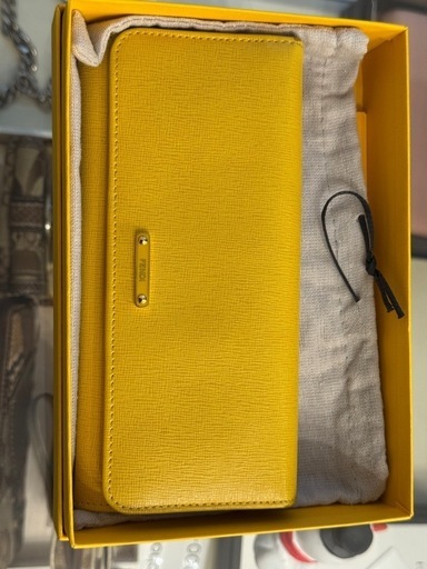 FENDI フェンディ　長財布