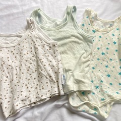 90サイズ まとめ売り 半袖 半ズボン Tシャツ インナータンクトップ 保育園の画像