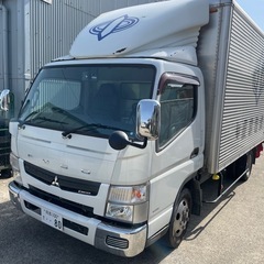 三菱　キャンター　トラック　2t ワイドロング　箱車の画像
