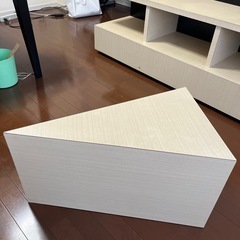 サイドテーブル、台、椅子