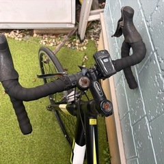 引き取り限定 GIANTロードバイク ブラック/イエロー