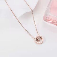  18Kネックレス レディース ペンダント ダブルリング メビウス シルバー ピンクゴールド 鎖骨チェーン 金属アレルギー対応 おしゃれ カップル プレゼント 調節可能の画像