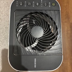アイリスオーヤマ　除湿乾燥機の画像