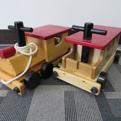 木製玩具 乗り物 連結汽車 子供が乗って遊べる 機関車＆客車 乗用玩具 遊具 幼稚園 手押し車 木のおもちゃ 蒸気機関車の画像