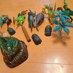 恐竜フィギュアセットの画像