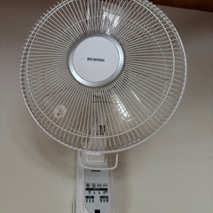 壁掛け扇風機