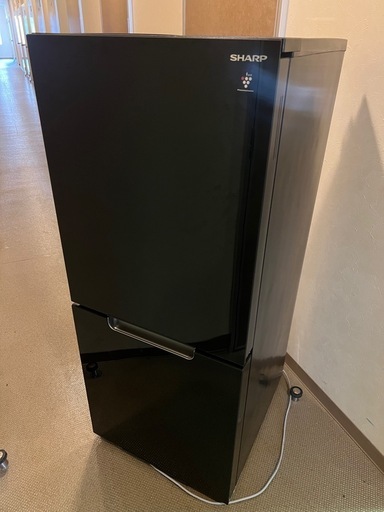 シャープ　冷蔵庫　　SJ-GD15G-B 2021年製