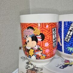 新品未使用ディズニー110thアニバーサリープレートとミッキー、ミニーの湯呑みの画像
