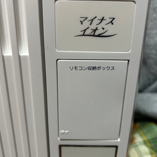 未使用コイズミ窓用エアコンリモコン付き 冷房、除湿専用