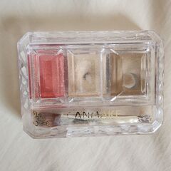 CANMAKE■シークレットカラーアイズ　アイシャドウの画像