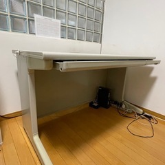 オフィス机／パソコンデスク　の画像