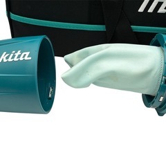 Makita ハンディクリーナー　CL180FD セットの画像