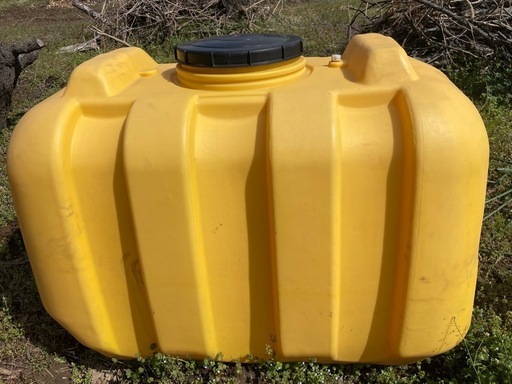 農業　１０００リッタータンク　コダマ　水