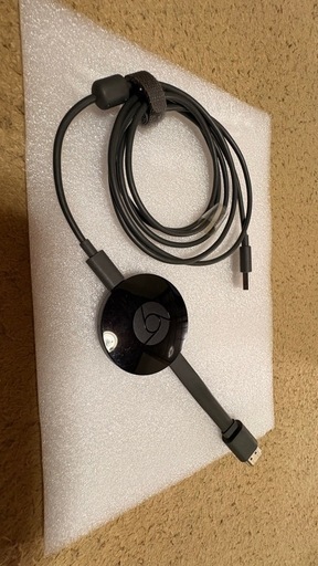 新品同様プロジェクターと中古Chromecastセット