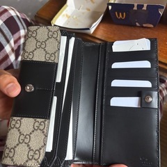 Gucci財布の画像
