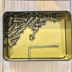 シンプルモダンデザイン
テーブルの画像