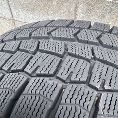 205/65R16 スタッドレスタイヤ&ホイールの画像