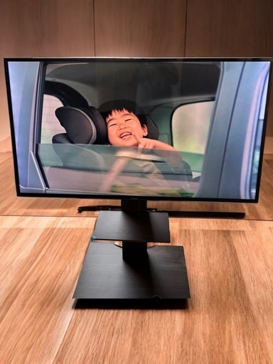 ★[八5258]Panasonic  2014年製　65インチV型テレビ　TH-65AX800  テレビスタンド付き　 テレビ寸法  1466X850㎜