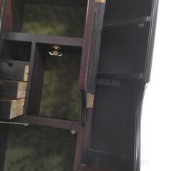 【6月7日まで】ドレッサーと椅子の画像