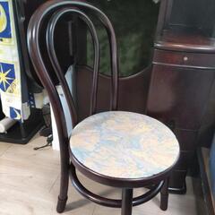 【6月7日まで】ドレッサーと椅子の画像