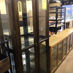値下げしました！￥39，980→￥34，980-飾り棚　ガラス扉　収納棚　アンティーク　ジャングルジャングル貝塚店　貝塚市　二色浜　リサイクルショップの画像