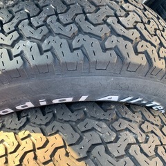 Bf goodrich radial all-terrain T/A 15インチの画像