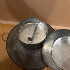 レトロなブリキのお茶缶(小)の画像