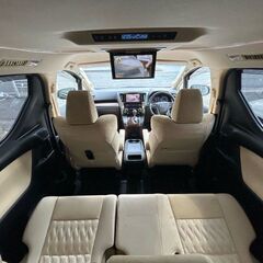 ⭐️トヨタ　アルファード　2.5 X⭐️車検8年2月🉐格安コミコミ乗出し価格🉐の画像