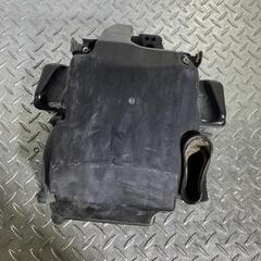 HONDA CB400SF エアクリーナーボックス ホンダ [M-250423-7]の画像