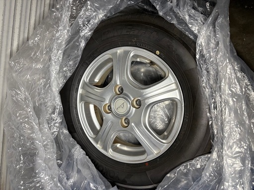 13インチ 165/70r13 タイヤ2024年製 ほぼ新品 ホイール付き 4本