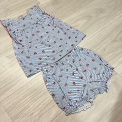 【美品】カーターズ 12(70-80cm) 花柄 ベビー キッズ...