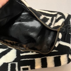 ローズバッド クラッチバッグの画像