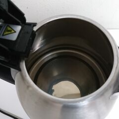 ※当選者様とお話し中※【無料】メタリックな電気ケトル（容量1.5リットル）　電気ポットの画像